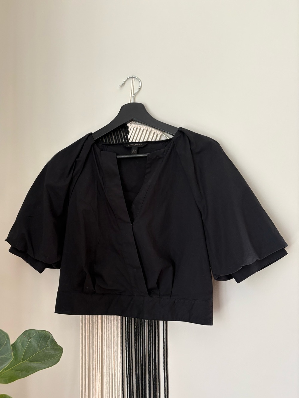 Banana Republic Crop Blouse